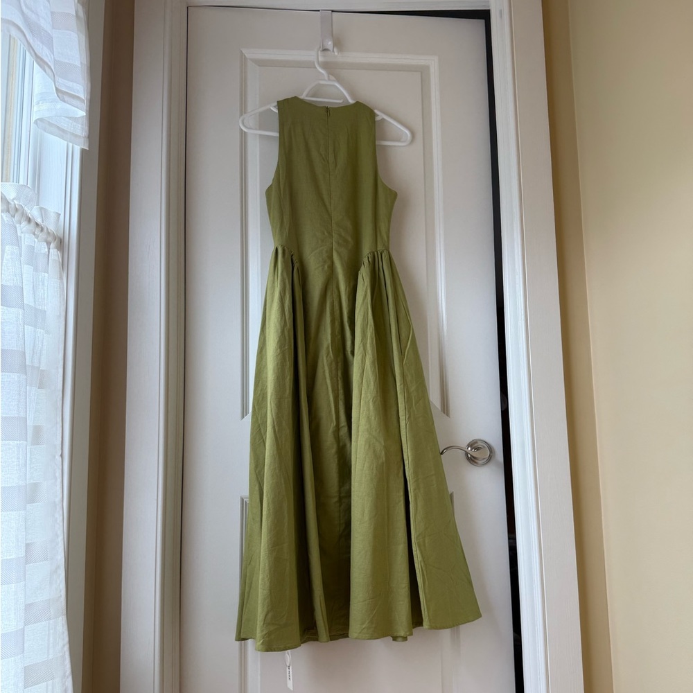 Commence Elegant Green Sleeveless Key Hole Dress - Picture 2 of 5